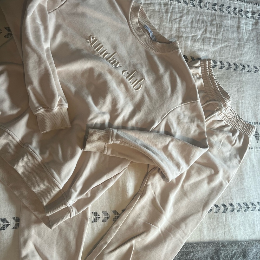 Sunday Club x Charly Goss lounge set